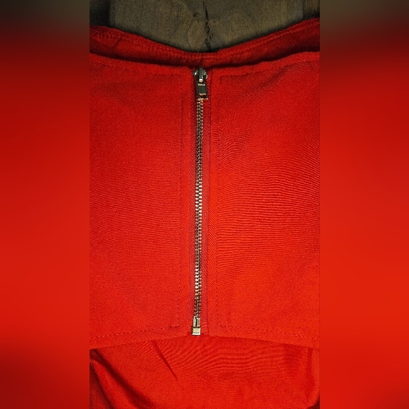 SINCERLY JULES Red Corset cropped top. Size Large NWOT - Picture 5 of 7